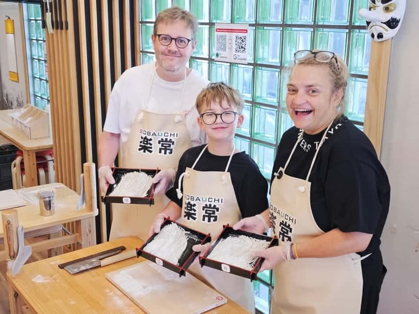 Made from flour in 30min! Ramen-noodle Making Experience! - From your cutting board to a bowl of ramen