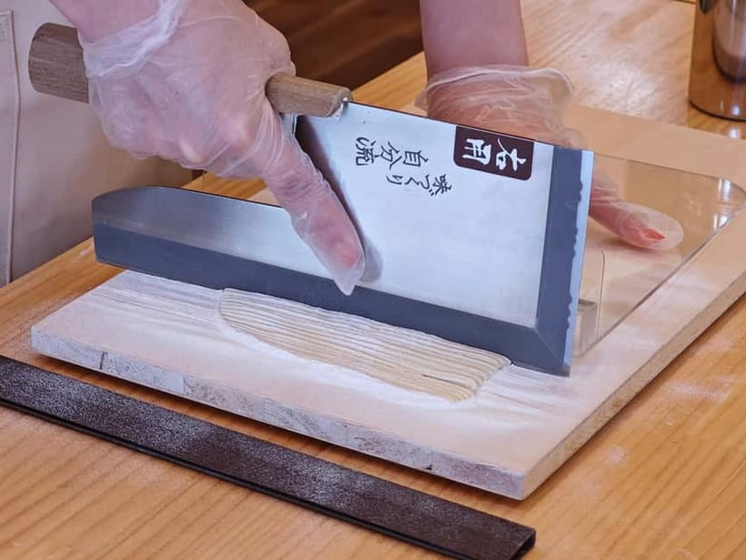 Made from flour in 30min! Ramen-noodle Making Experience! - Finding SOBAGIRI-RAKUJYO in Kappabashi