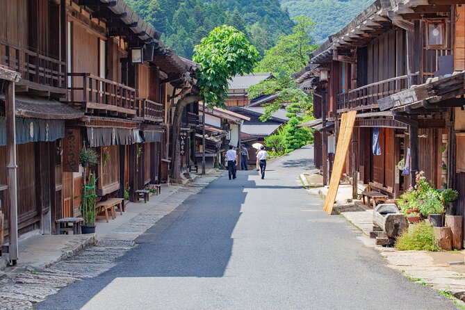 Magome & Tsumago Nakasendo Trail Day Hike with Government-Licensed Guide - Magome: a hillside village with valley views