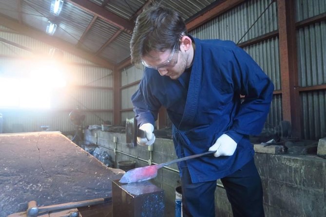Make your own kitchen knife with a master blacksmith in Shimanto - Key points at a glance