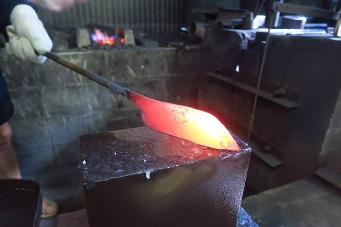Make your own kitchen knife with a master blacksmith in Shimanto - Who should book this experience