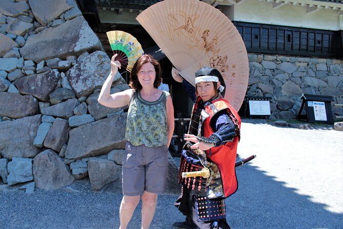 Matsumoto Castle Tour & Samurai Experience - What the guide adds to the castle visit