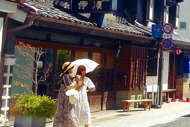 Matsumoto Discovery - Half Day Walking Tour - What the guides add to the walk