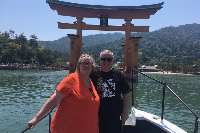 Miyajima Half-day Private Tour with Government Licensed Guide - What the guides add beyond directions
