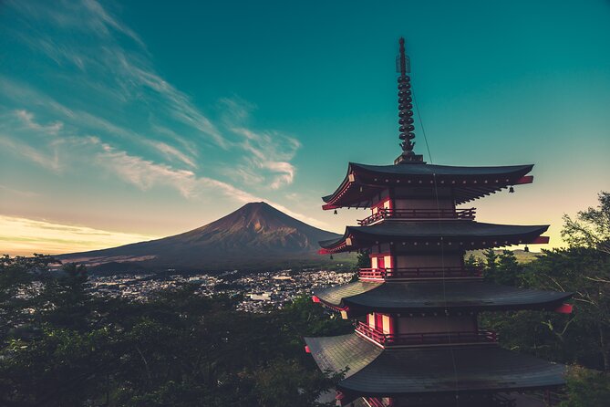 Mount Fuji, Hakone & Lakekawaguchiko Private Group Tour by Car. - Oshino Hakkai, old village atmosphere, and lunch choices