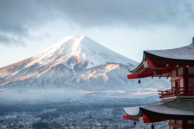 Mount Fuji, Hakone & Lakekawaguchiko Private Group Tour by Car. - Lake Kawaguchiko by boat or lakeside restaurant