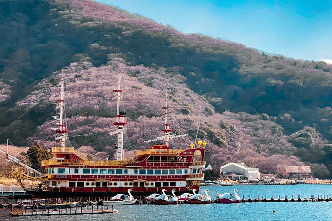 Mount Fuji, Hakone & Lakekawaguchiko Private Group Tour by Car. - Kitaguchi Hongu Fuji Sengen Shrine