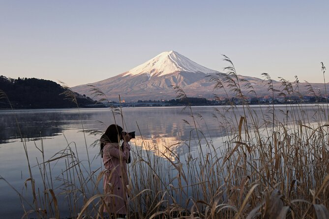 Mount Fuji (Mt. fuji) private tour by car with pickup from Tokyo - Lake Kawaguchiko is the practical center of the day