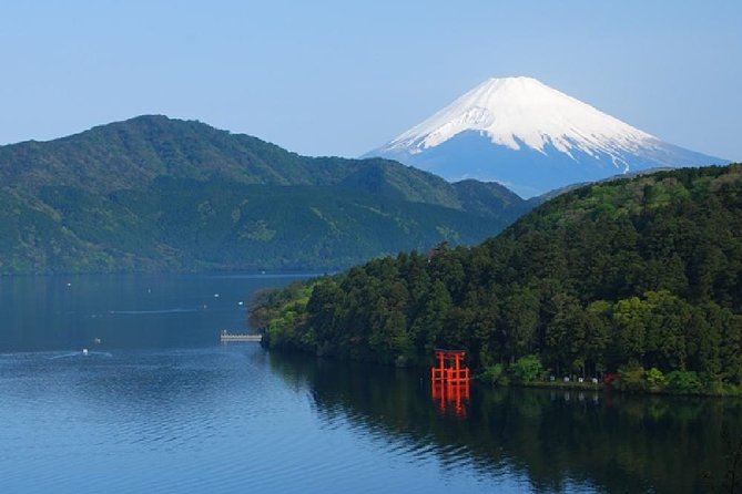Mt Fuji & Hakone Cruise, Drum Show Bus 1 Day from Tokyo - Lunch, Japanese food, and the wadaiko show