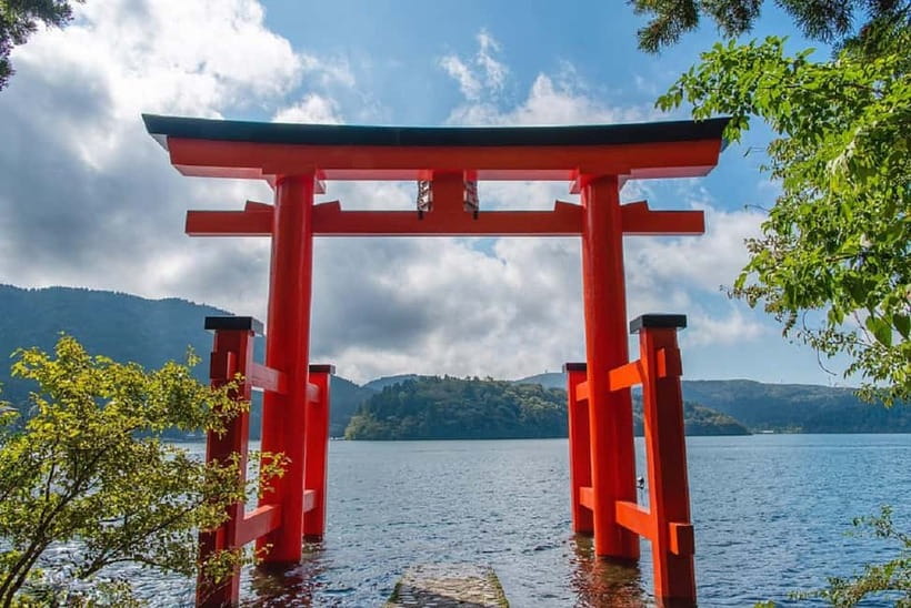 Mt Fuji Hakone/Enoshima Tour:Optional Ropeway/Lake Ashi Boat - What the $53 price really covers