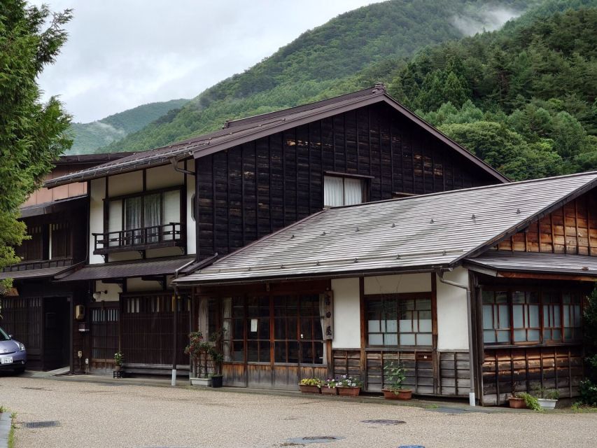 Nagano/Matsumoto: Matsumoto Castle and Narai-juku Day Trip - Who should book this experience