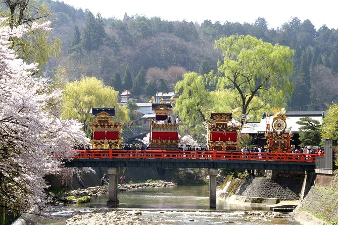 Nagoya: 2026 Hida Takayama Shirakawa-go Light-up Winter Tour - Shirakawa-go and the steep roofs of Ogimachi