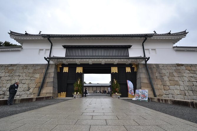 Nijo Castle and Imperial Palace Visit with Guide - Starting at Nijo Castle’s main gate