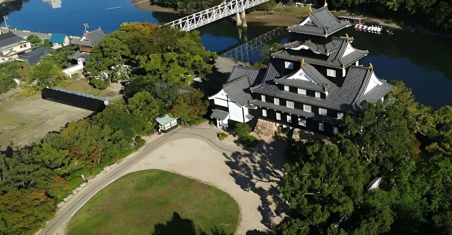 Okayama Castle Admission Ticket - One day of flexible sightseeing