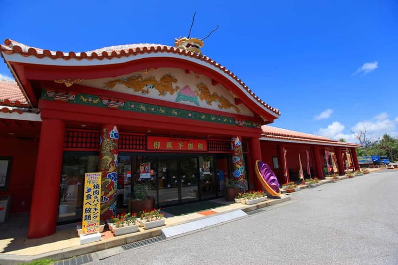 Okinawa Churaumi or Tropical, Kouri American Village BusTour - Ocean Expo Park: choose aquarium or orchids