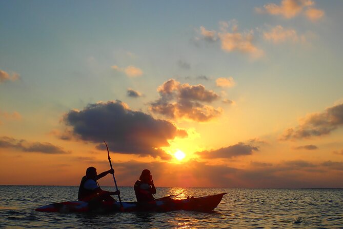 Okinawa Ishigaki Sunset SUP or Canoe Tour - SUP practice for beginners