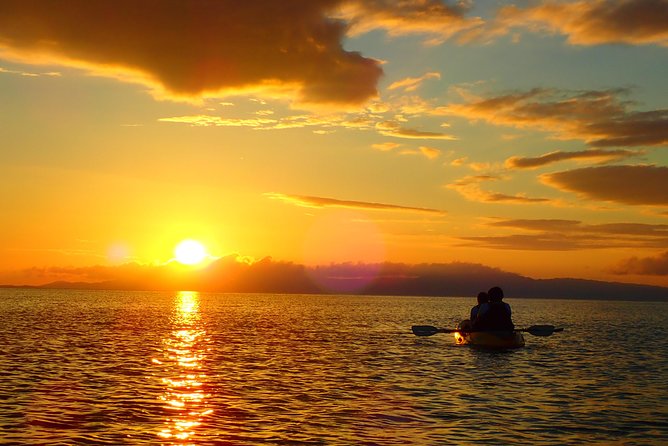 Okinawa Ishigaki Sunset SUP or Canoe Tour - What the guide adds to the outing