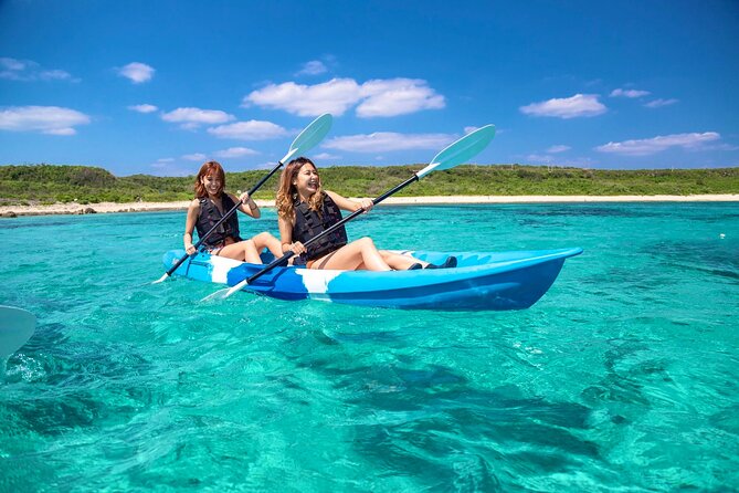 Okinawa Miyako Beach SUP or Canoe and sea turtle Snorkeling - Choosing SUP or canoe for the first session