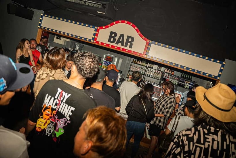 Okinawa:Sky BAR TOPTREE Nightclub Entry Ticket+Drink & VIP - Who will get the most from TOP TREE