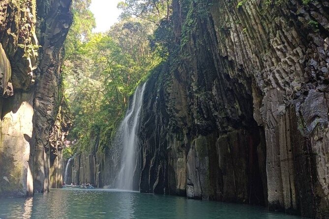 One-Day Customized Minami-Aso & Takachiho Tour - Shirakawa Springs and the clean start to the day