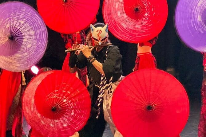 Osaka: A Modern Samurai, Kabuki, Taiko, & Dance Show - The audience is part of the performance