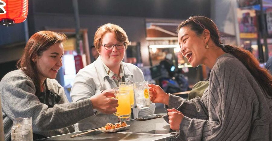 Osaka: Bar-Hopping Night Tour in Namba - Hozenji Temple and the old lanes of Namba