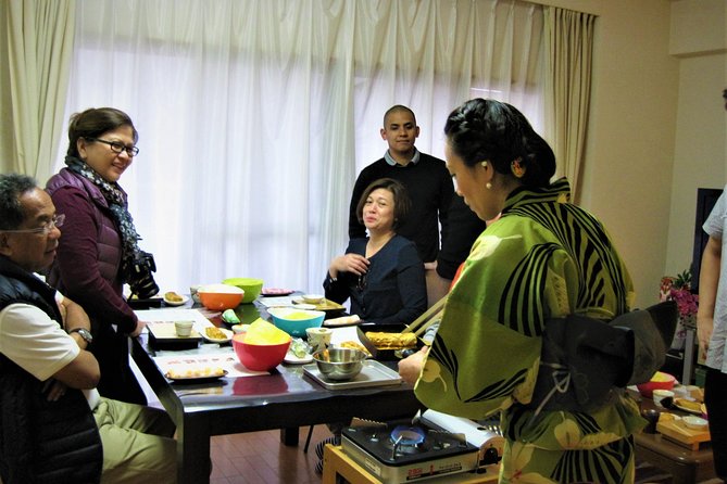 Osaka Cooking Class: Okonomiyaki &Japanese cuisines experience - Cooking Osaka favorites in Yayo’s home