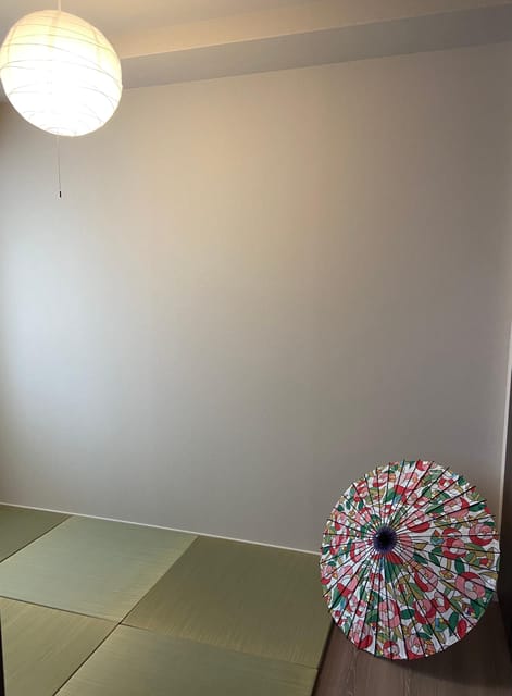 Osaka; Japanese Tea ceremony experience, Macha and Sencha - Adding a yukata for photographs