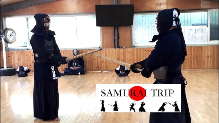 Osaka: Kendo Workshop Experience - Changing clothes and learning the first rules