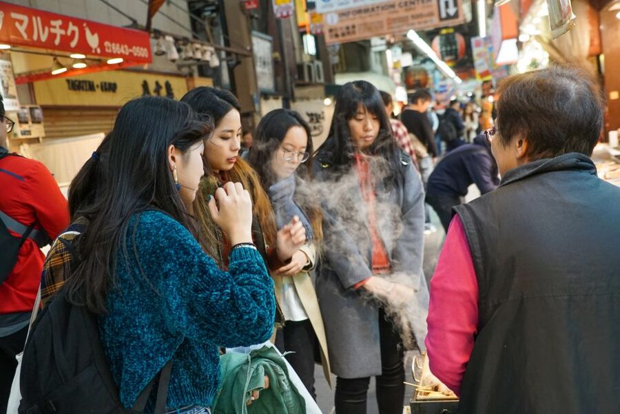 Osaka: Kuromon Market Food Walking Tour (6 stops, 6 tastes) - Key points to know before you book
