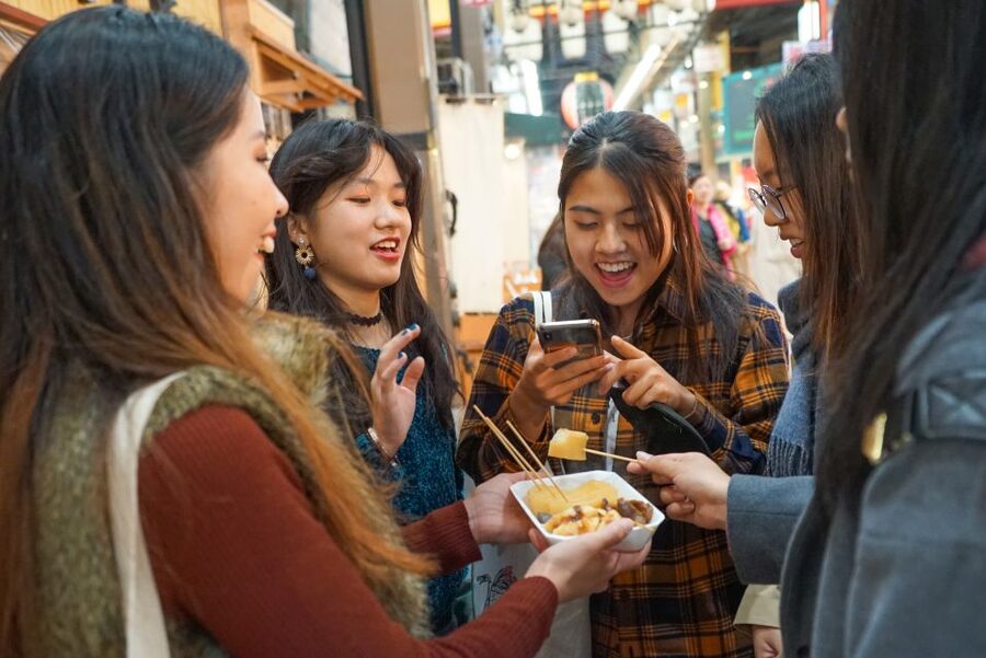 Osaka: Kuromon Market Food Walking Tour (6 stops, 6 tastes) - Kuromon Ichiba Market: the main eating session