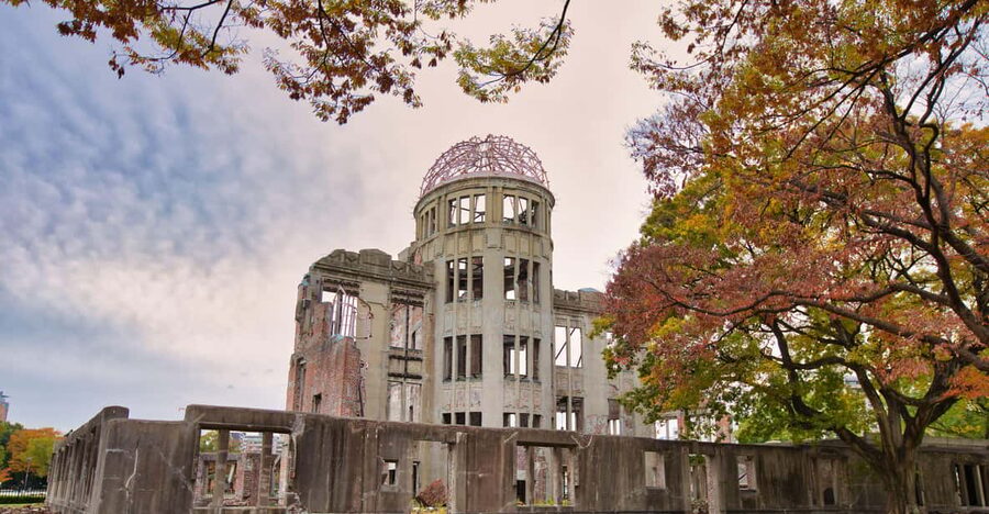 Osaka/Kyoto: Hiroshima Miyajima Bus Tour & Shinkansen Ticket - Why Hiroshima and Miyajima belong in the same day