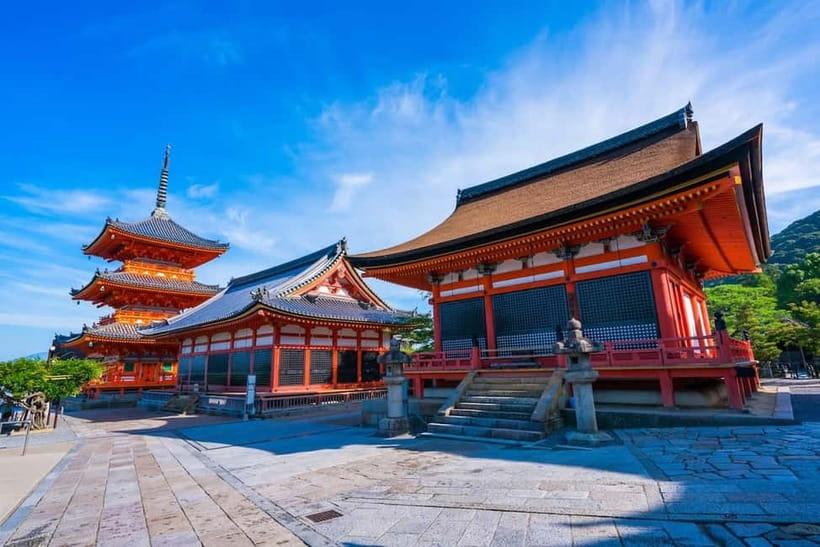Osaka: Kyoto & Uji Historical Sites and Scenic Delights Tour - Ninenzaka, matcha treats, and a crowded old lane