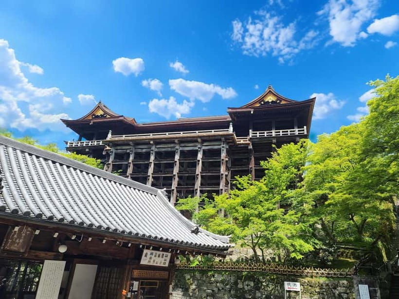 Osaka: Kyoto & Uji Historical Sites and Scenic Delights Tour - Uji River and the birthplace of matcha