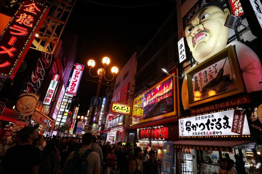 Osaka: Local Foodie Tour in Dotonbori and Shinsekai - Takoyaki and the final Osaka bite