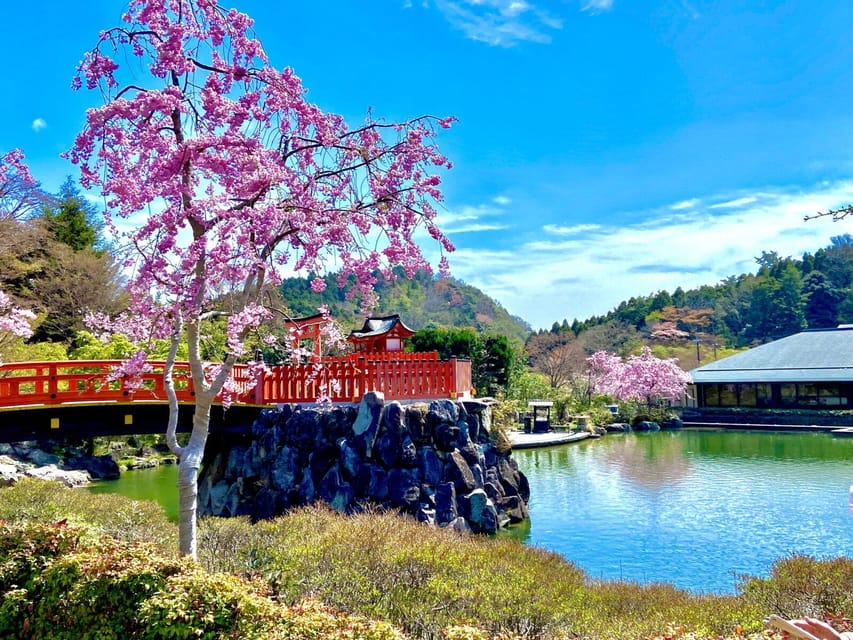 Osaka: Minoh, Katsuoji Temple, & Minoh Falls Full-day Tour - Taxi transfer to Minoh Falls