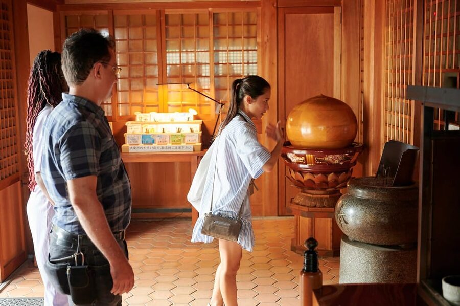 Osaka: Private Samurai Experience - Train with Sword Master - Learning the basic movements with a wooden sword