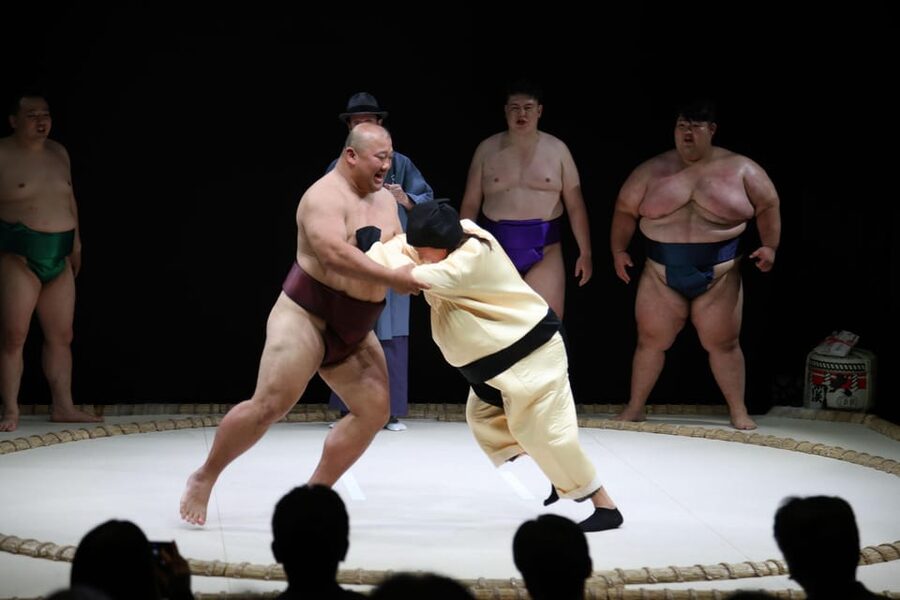 Osaka: Sumo Stage Show with Bento or Snack + Fight & Photo - Demonstration matches with former professionals