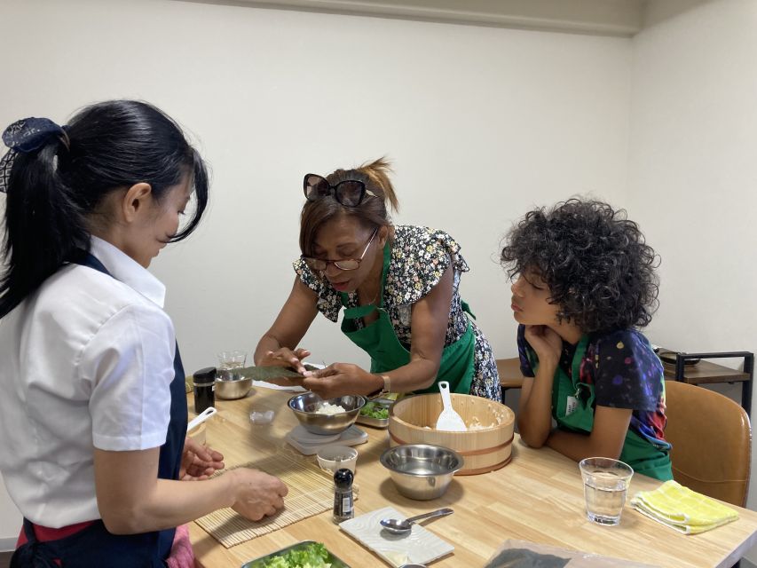 Osaka: Sushi Class in Dotonbori - Three kinds of sushi, not one quick rolling lesson