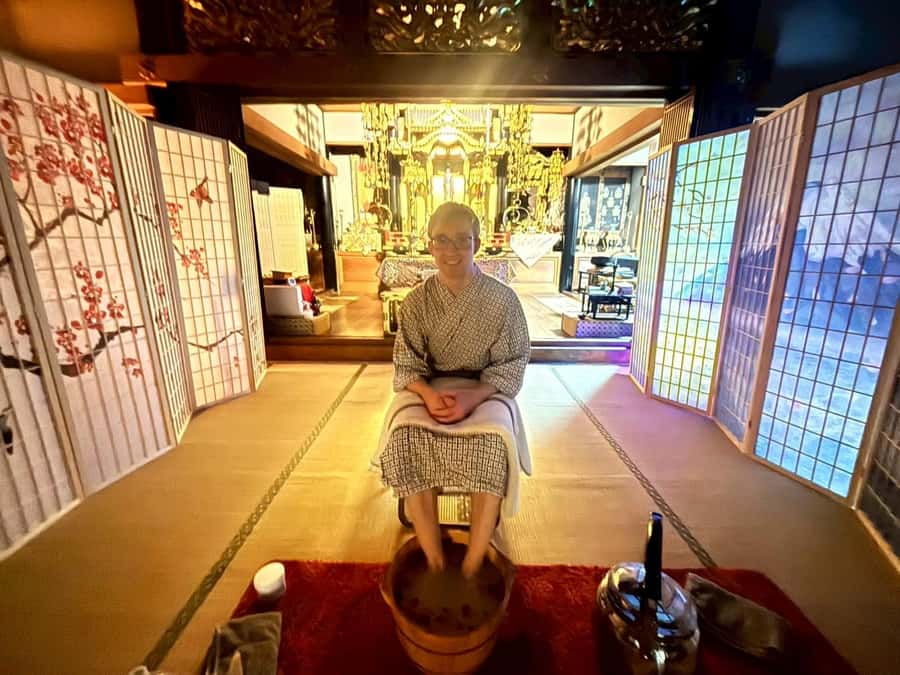 Osaka Temple Cool Foot Bath & Matcha Experience〈45min〉 - What makes this more than a simple tea stop