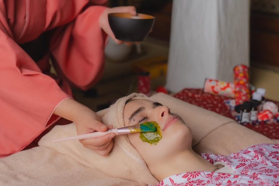 Osaka Temple Head Spa &Matcha Facial – Refresh & Glow〈90min〉 - The Buddha-side foot bath and scrub massage