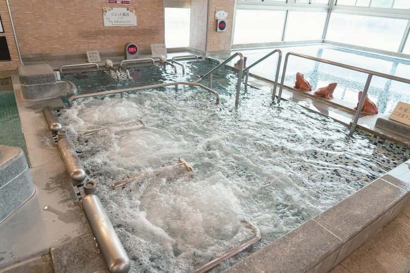 Osaka: Tennen Onsen Naniwa-no-Yu, the famous hot spring spa - Add-on relaxation in the same building