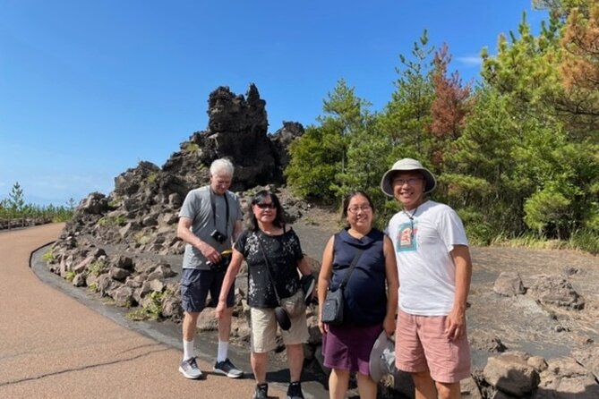 Port Pick-Up: Kagoshima Private Tour Licensed Guide ＆ Vehicle - Sengan-en, where garden and volcano meet