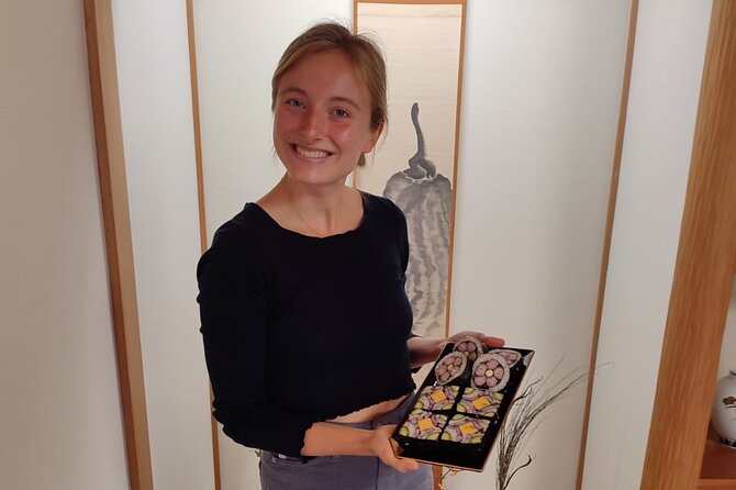 Private Art Sushi Roll Class in Kyoto - Getting there and arriving on time