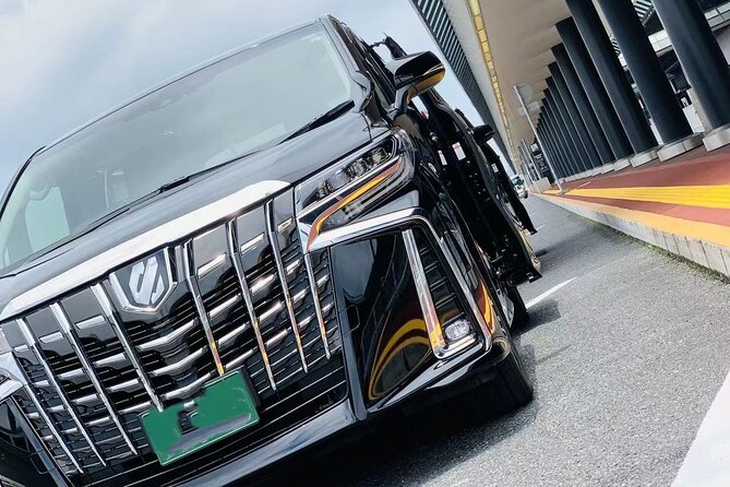 Private departure transfer from Kyoto city to Osaka Itami International airport - The ride from Kyoto to Osaka Itami