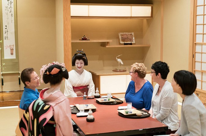Private Dinner with Maiko and Geiko in Kyoto - Who will appreciate this experience most
