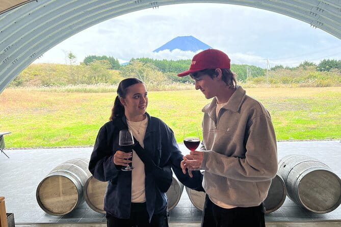 Private Fuji Half-day Car Tour with Hotel Pickup and Local Guide - Ide Sake Brewery for a local tasting stop