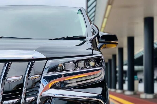 Private Haneda Airport (HND) to Central Tokyo City Transfer - Finding your driver inside the international arrivals hall