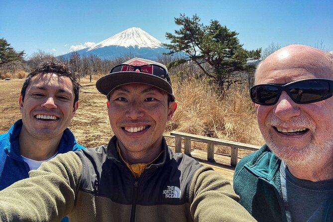 Private Local Hiking to enjoy the nature and culture of Mt.Fuji - A Japanese garden and optional matcha