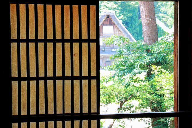 Private Tour of Shirakawago and Gokayama from Kanazawa - Leaving Kanazawa at 8:00 a.m.